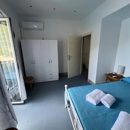 펜션 La Casa Sulle Rocce House On The Rocks 아소스