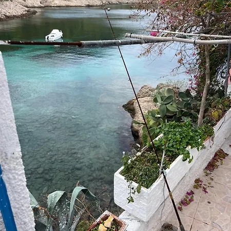 La Casa Sulle Rocce House On The Rocks 펜션 아소스