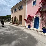 La Casa Sulle Rocce House On The Rocks Semesterbostad