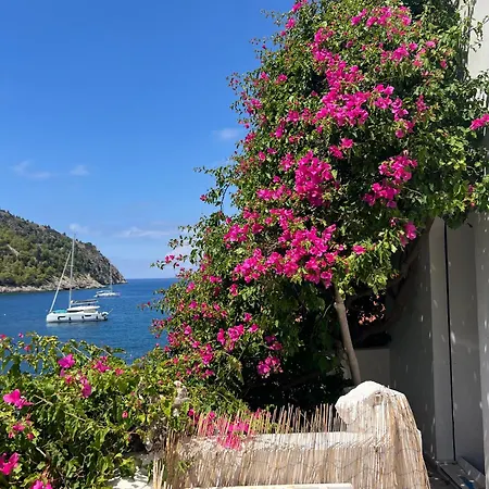 La Casa Sulle Rocce House On The Rocks Semesterbostad