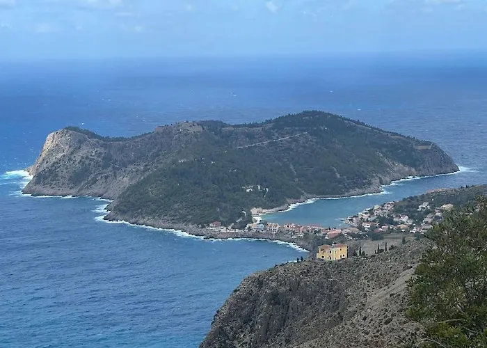 La Casa Sulle Rocce House On The Rocks Дом отдыха Асос