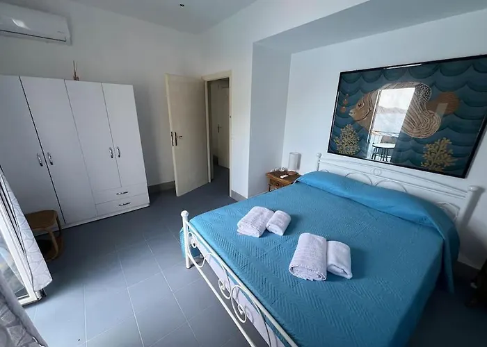 Дом отдыха La Casa Sulle Rocce House On The Rocks Асос