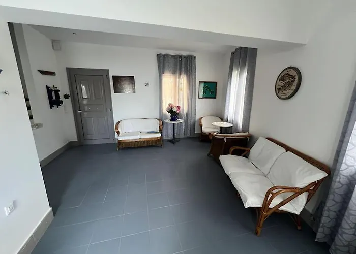 La Casa Sulle Rocce House On The Rocks