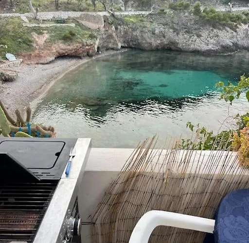 Дом отдыха La Casa Sulle Rocce House On The Rocks *