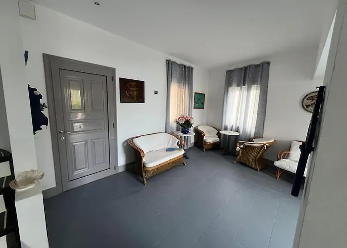 La Casa Sulle Rocce House On The Rocks * Асос