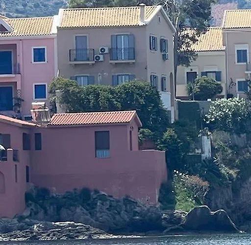 Дом отдыха La Casa Sulle Rocce House On The Rocks Асос